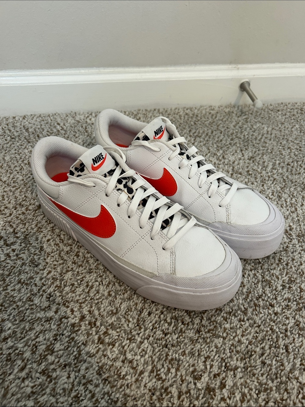 Nike Women’s White Sneakers with Red Swoosh and Leopard Tongue Detail - Picture 1 of 3